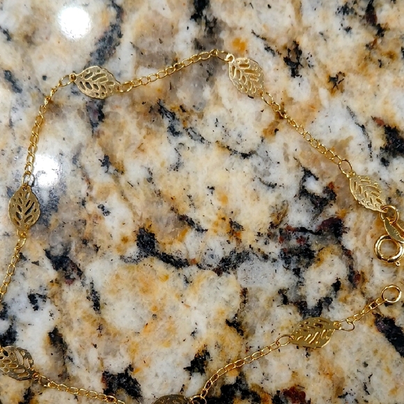 Gold Leaf Chain Anklet - Picture 1 of 2
